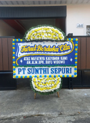 Papan Bunga Duka di Paal Dua